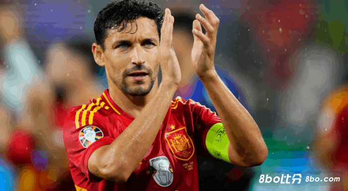 队报:西法半决赛,38岁纳瓦斯可能替代停赛的卡瓦哈尔首发