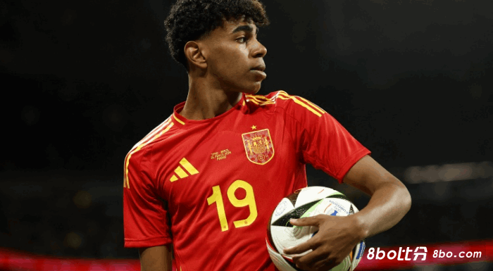 赫罗纳主帅：亚马尔是西班牙足坛近年来最伟大的天才