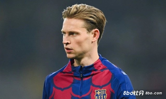 世体：巴萨想清洗的球员都不想离队，德容希望成为自由球员再谈判