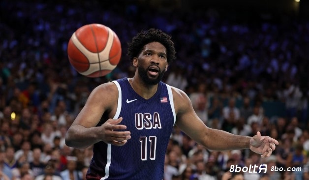 恩比德：一切都很顺利所以打得很开心，不会回应球迷喷我