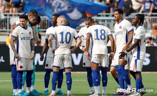 TA：切尔西仍没有胸前广告赞助商，预计很快达成一份短期协议