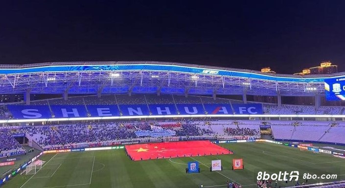 太熟悉了！记者：上海德比大战前，申花和海港两队均放弃赛前踩场