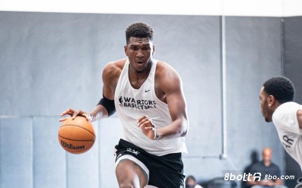 卢尼：新赛季我会投一些三分，也会出手更多的中距离