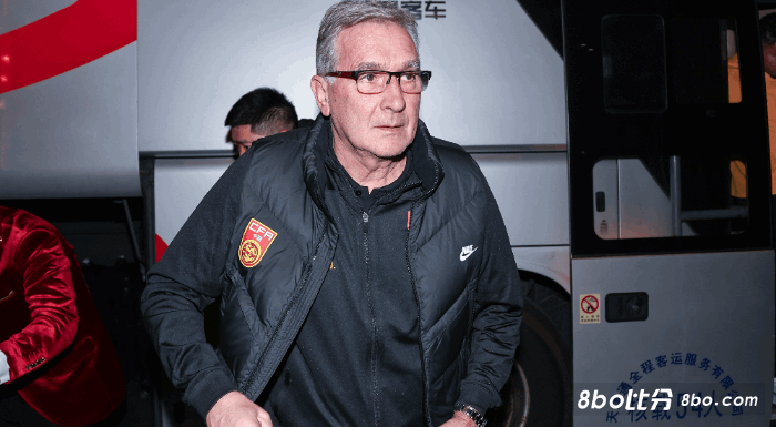 记者：别说国足球员能力不行， 10