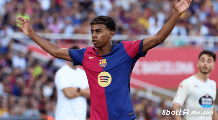 才17岁！每体谈亚马尔身体变化：身高达1.80米，增加约8公斤肌肉