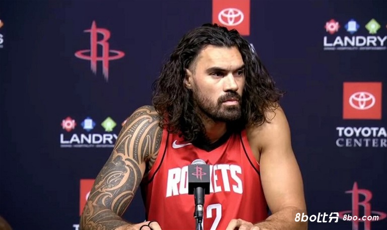 狄龙谈亚当斯：喜欢和他一起打球，他很无私是最职业的球员