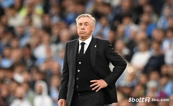 每体：连负巴萨米兰激怒皇马球迷，矛头直指安切洛蒂和部分球员