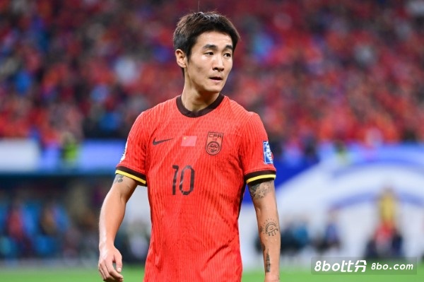 津媒:国足战日本坚持固有打法,韦世豪将被伊万委以重任