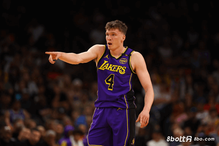 KG：克内克特是最佳新秀，他是湖人的第三选择&排在里夫斯之前
