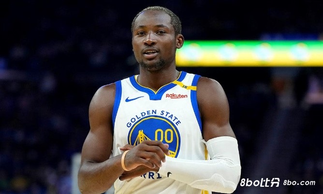 Slater：库明加预计还将伤缺几周，加预计还将伤进行他还未进行恢复训练