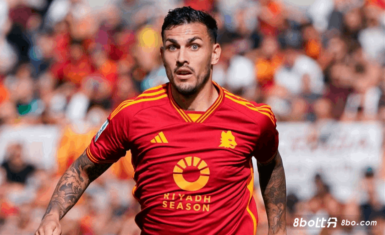 要走了？帕雷德斯被罗马换下后踢飞场边水瓶，也没跟拉涅利打招呼