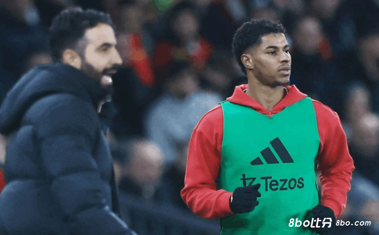 邮报:拉什福德周六已向队友告别,周日接受维拉的体检