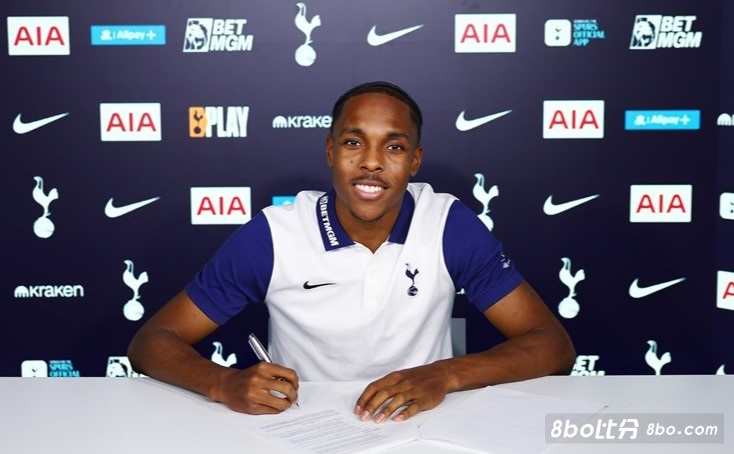 多面手！特尔在拜仁41%时间出任左边锋，19%中锋、20%右边锋