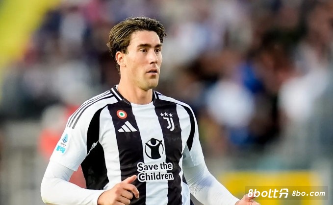 意媒：为莱万找接班人，巴萨夏窗有意弗拉霍维奇