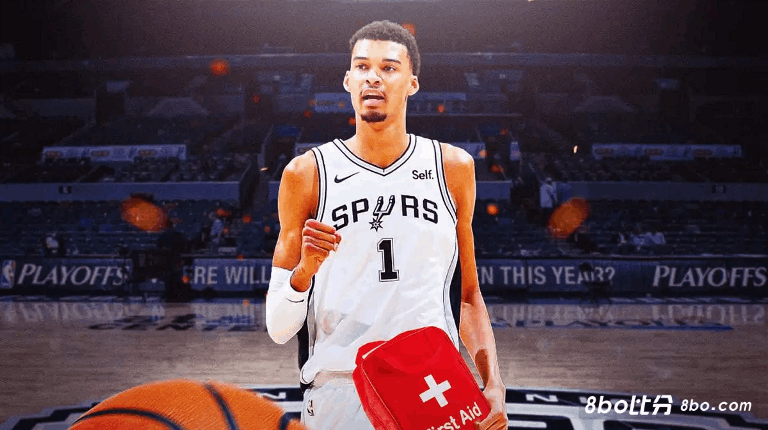 美记：马刺对文班伤势保持乐观，预计将在训练营前完全恢复