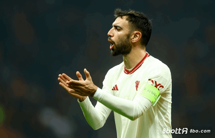 曼联名宿：B费没得到应有的尊重，他不在场曼联就像是支英冠球队