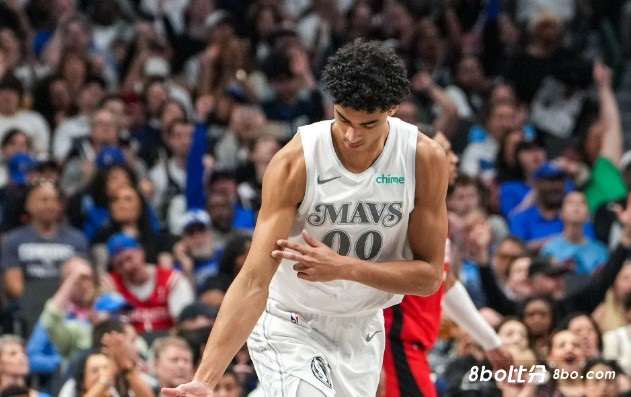 湖记：除了戴维斯，湖人也会用视频向克里斯蒂致敬