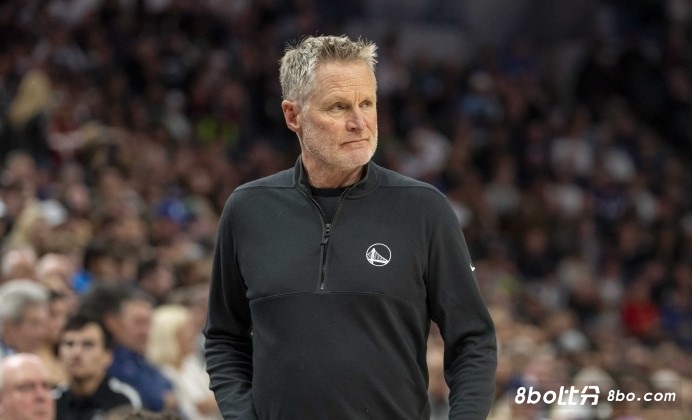 TJD被下放了！科爾：我敢打賭，找換陣他將會找到回到輪換陣容的下放方式