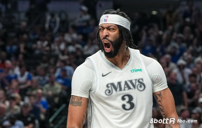 Stein：戴维斯和莱夫利都在朝着赛季内复出的方向努力