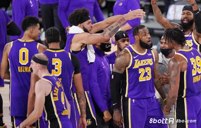 珍妮：后悔没有给20年湖人卫冕的机会，莫里斯回来时我向他道歉了