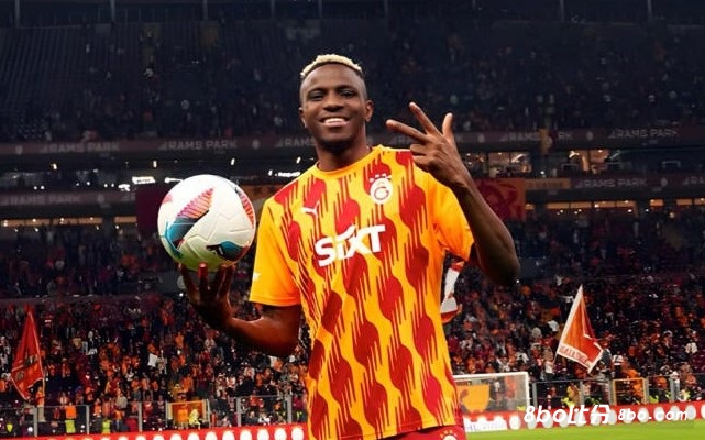 曼联、阿森纳、尤文今夏竞争奥斯梅恩,解约金7500万欧