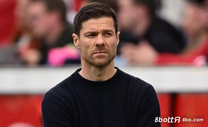 再留一年？图片报：阿隆索在杜塞尔多夫找房子