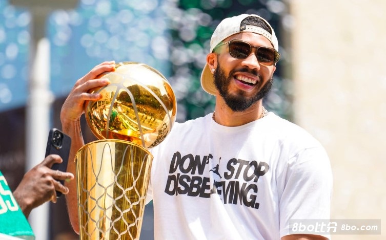 皮尔斯：塔图姆可能是联盟中最不被尊重的超级球星