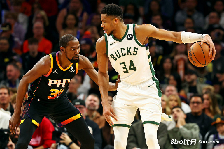 名记：一位高管告诉我，今年夏天的NBA会非常爆炸