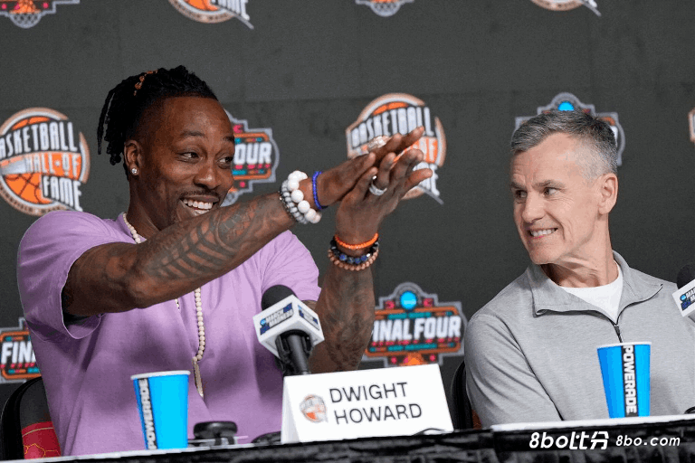 霍华德：落选75大就像一记响亮的耳光，两次入选名人堂是双倍恩赐