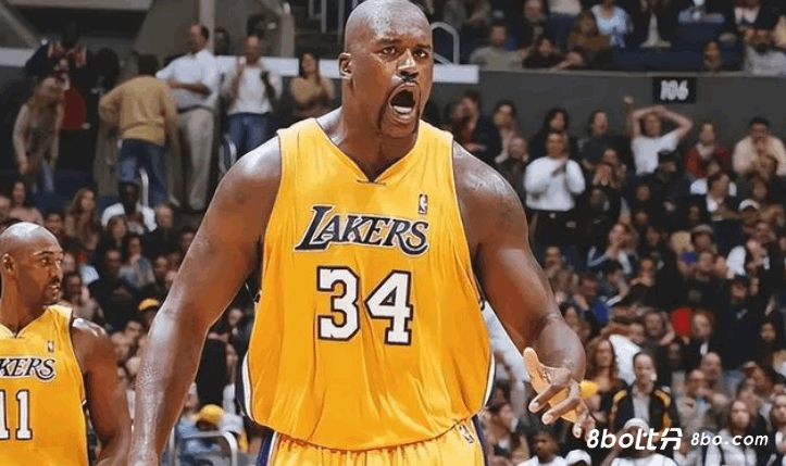 奥尼尔转发湖人队史10大巨星：科比居首！老詹第十