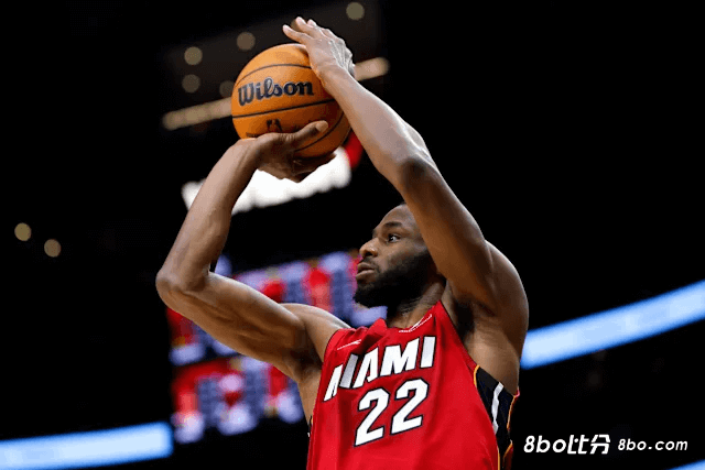 维金斯去湖人？NBA高管：莱利会帮詹姆斯？他还在生气呢