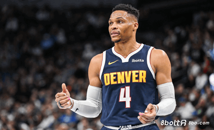 帕金斯：我曾公开提醒威少控制情绪，否则可能无球可打