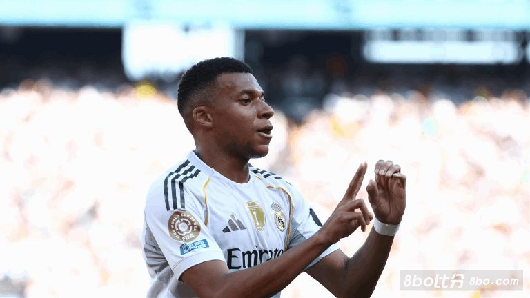 六台：姆巴佩已减重2到3公斤，他喜欢阿隆索的训练方式