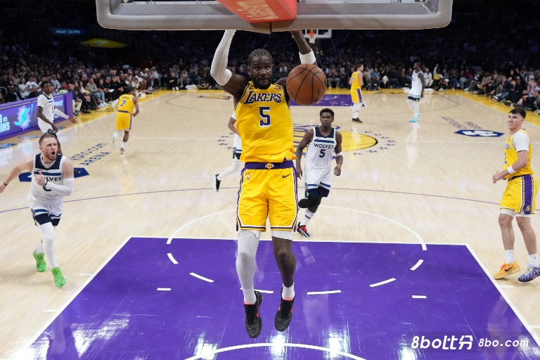 里夫斯也知道罚球多!告诉艾顿冲击篮下将场均10罚球