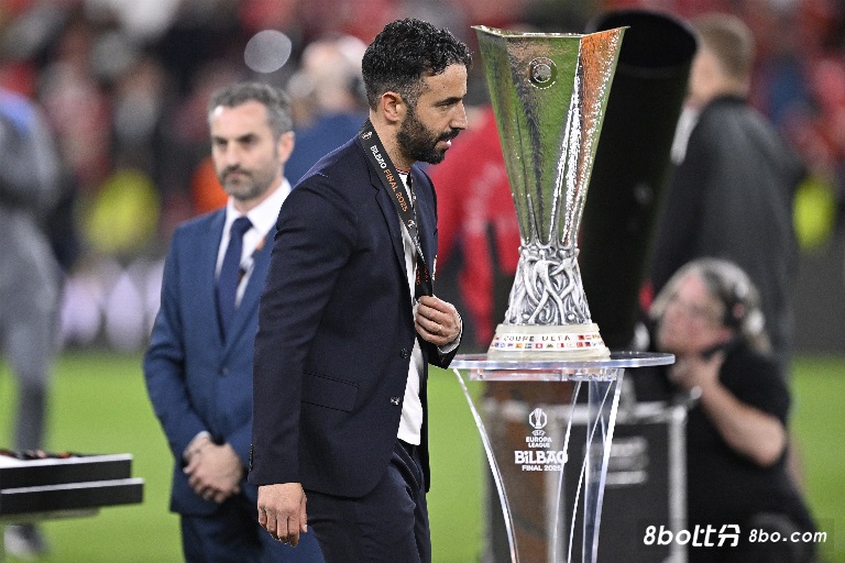 阿莫林即将执教曼联一年豪言：全力帮球队重返争冠行列！