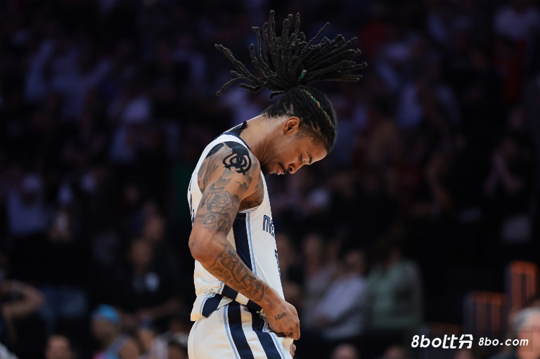 矛盾公开！灰熊主帅质疑莫兰特的领导力和投入度