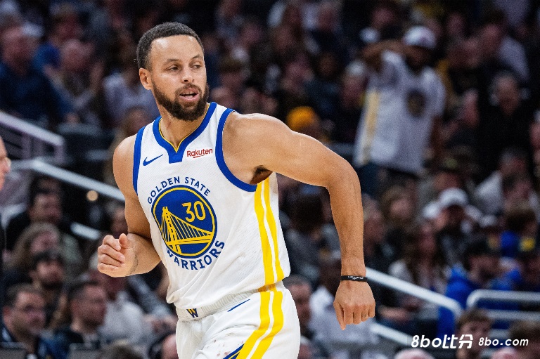 库里感冒症状依旧严重！大概率不会随队前往丹佛