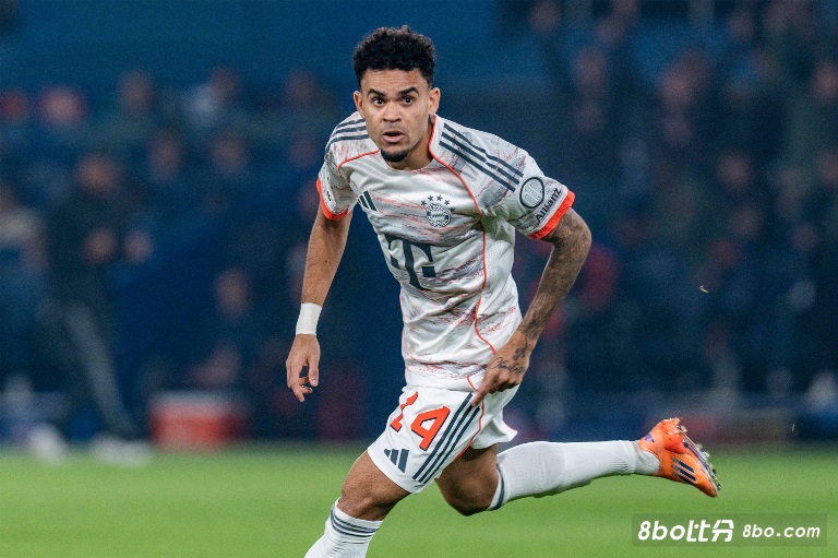 利物浦后悔吗？迪亚斯本赛季至今参与16球，是萨拉赫的两倍