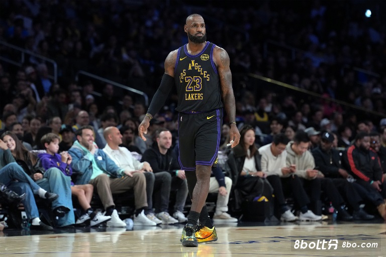 詹姆斯只能再缺席3场！否则将无缘个人奖项评选