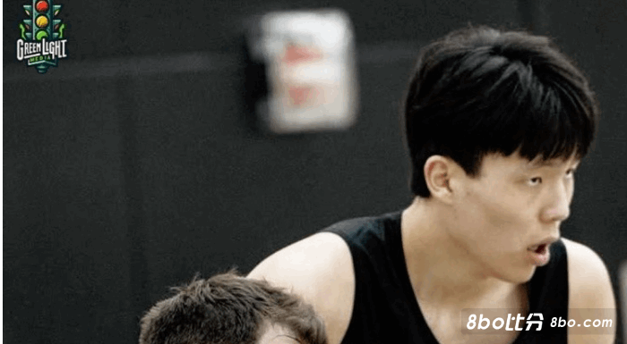 美媒犀利点评:杨瀚森策应天赋难施,开拓者体系成其兑现选秀价值的拦路虎