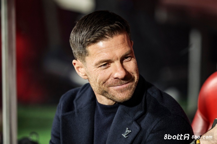 阿斯：阿隆索稳住帅位可以率皇马出战西超杯，正在办理赴沙特签证