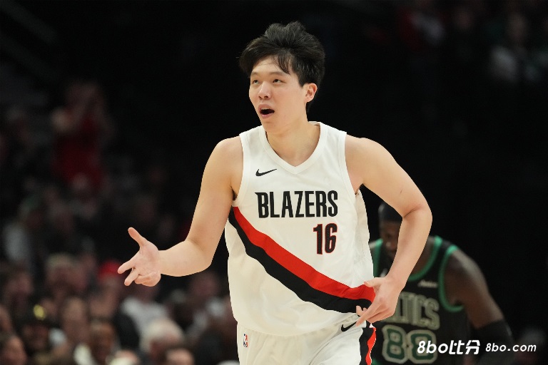 解说：进攻端杨瀚森是全联盟最差之一 克林根4犯斯普利特都不用杨